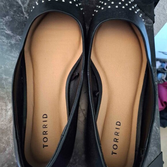 Black and Silver Spiked Flats - Picture 2 of 3